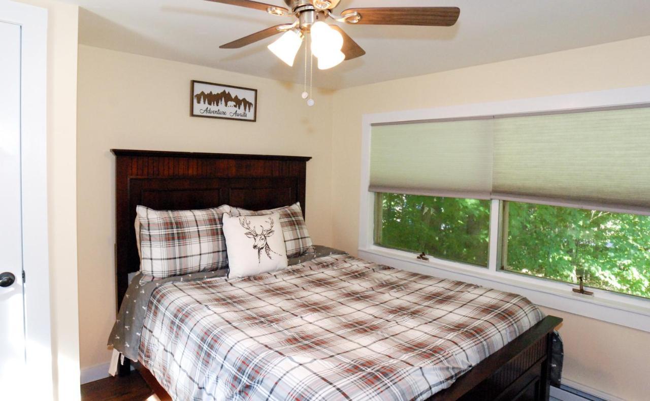 Maple Leaf Lodge Schroon Lake ภายนอก รูปภาพ
